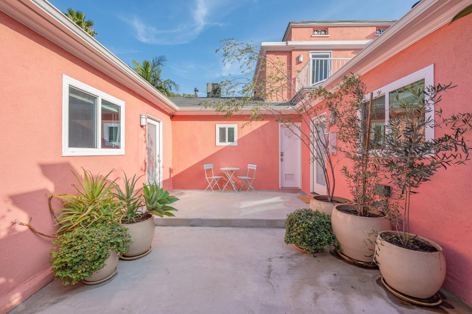 Southwest Chic Bungalow In The Heart Of Hollywood Los Angeles Bagian luar foto